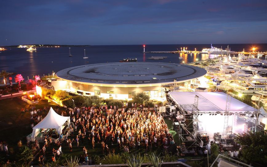 Cannes - CONCERTS TERRASSE PALAIS DES FESTIVALS
