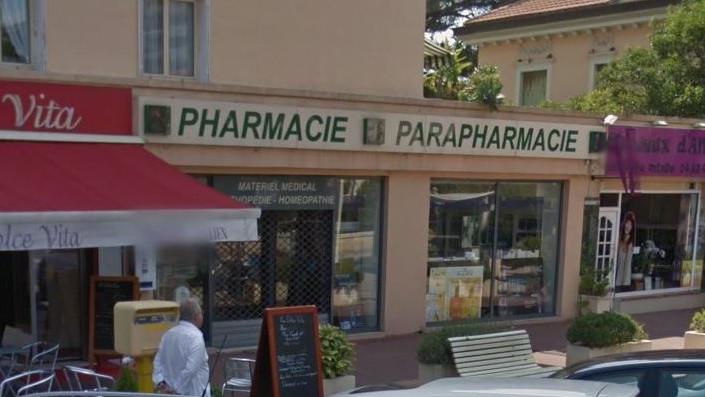 Cannes City Life - Pharmacie Alexandre III