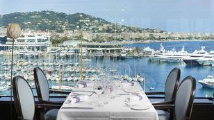 Cannes City Life - Radisson Blu 1835 Cannes *****